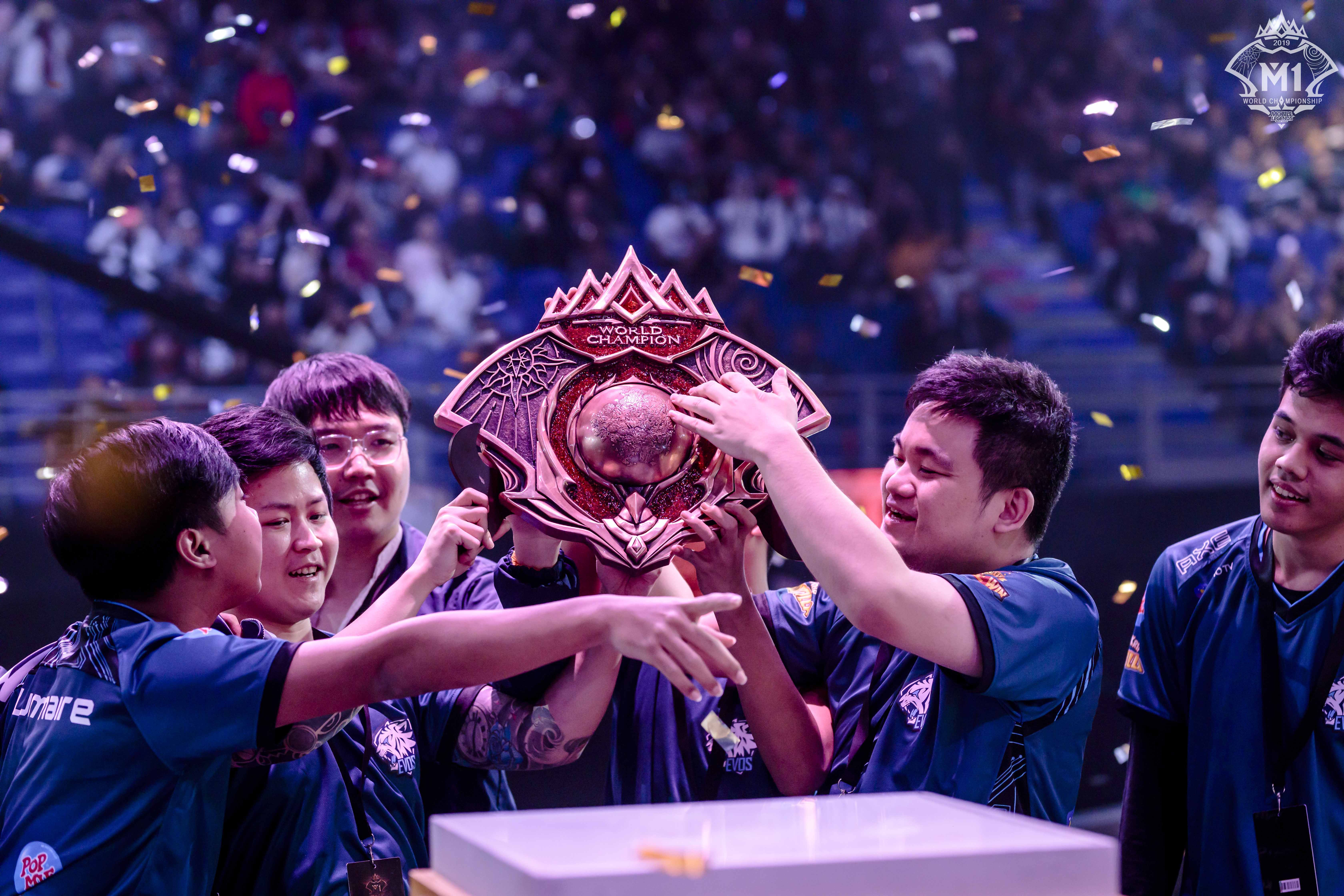 包含精妙战术成焦点,胜利只属于顶尖球队的词条 包含精妙战术成焦点,胜利只属于顶尖球队的词条