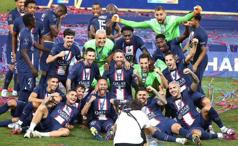 斯特拉斯堡队实力强劲,轻松击败对手,继续保持领先地位 斯特拉斯堡队实力强劲,轻松击败对手,继续保持领先地位