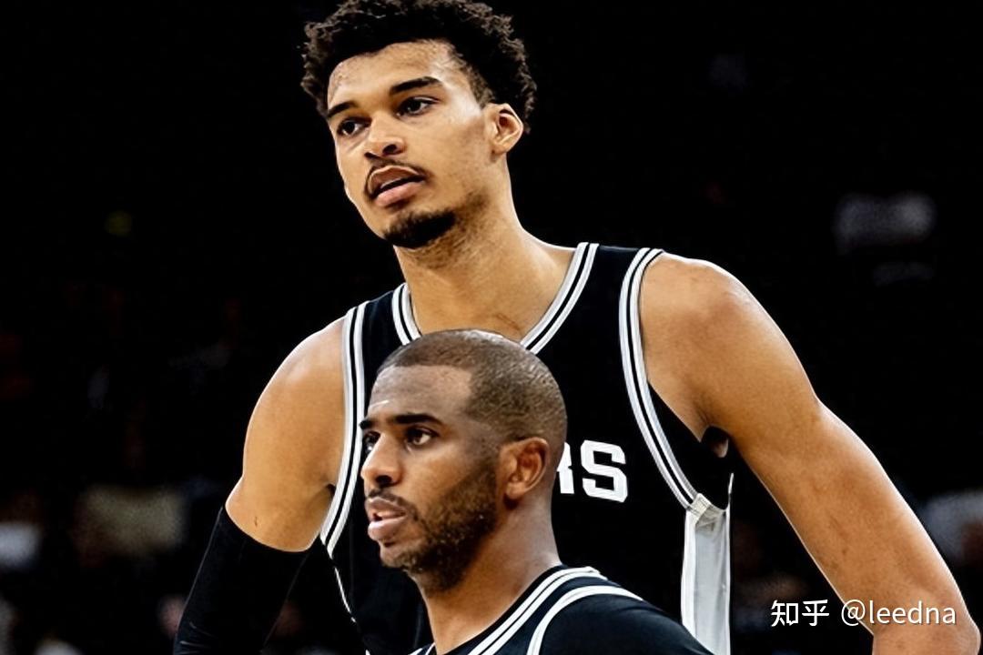 马刺主教练因伤休息期回归指挥球队的简单介绍 马刺主教练因伤休息期回归指挥球队的简单介绍