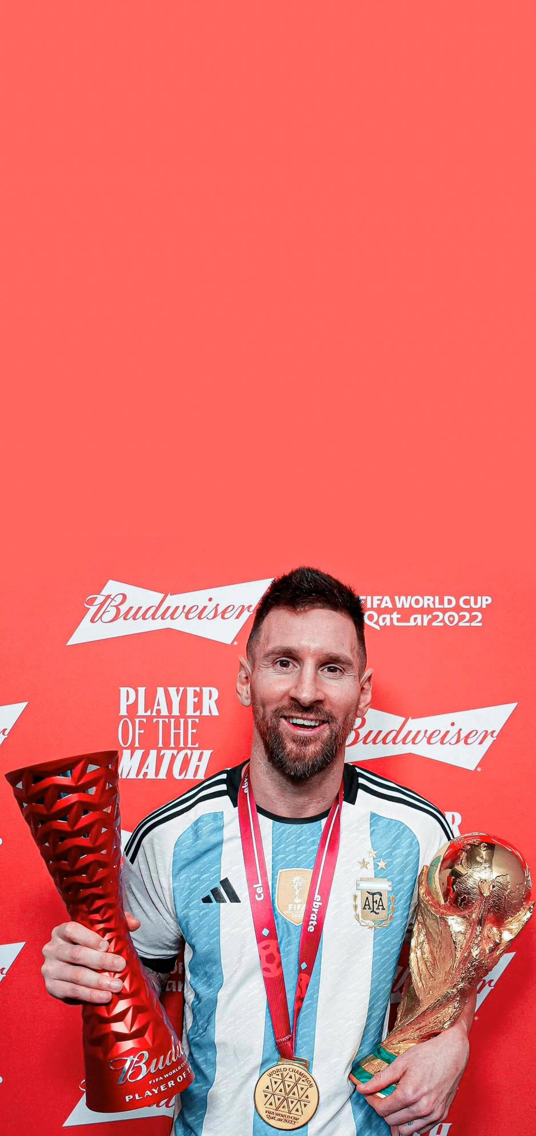 梅西破门带领巴萨逆转胜,球迷欢呼雀跃 梅西破门带领巴萨逆转胜,球迷欢呼雀跃