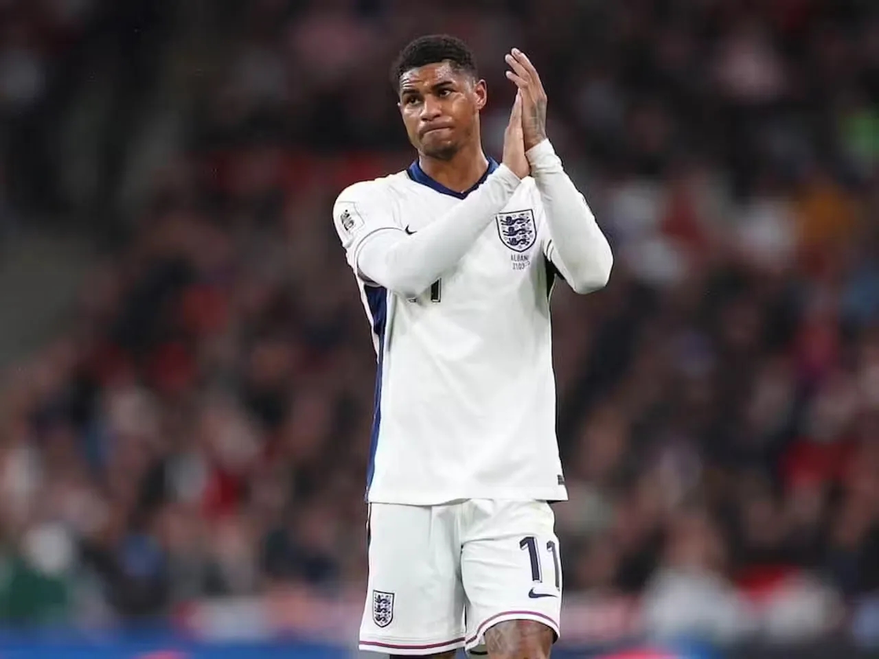 英格兰传奇球员退役,结束辉煌职业生涯的简单介绍