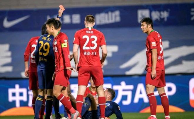 广州富力踢平天津泰达,保级压力增大的简单介绍 广州富力踢平天津泰达,保级压力增大的简单介绍