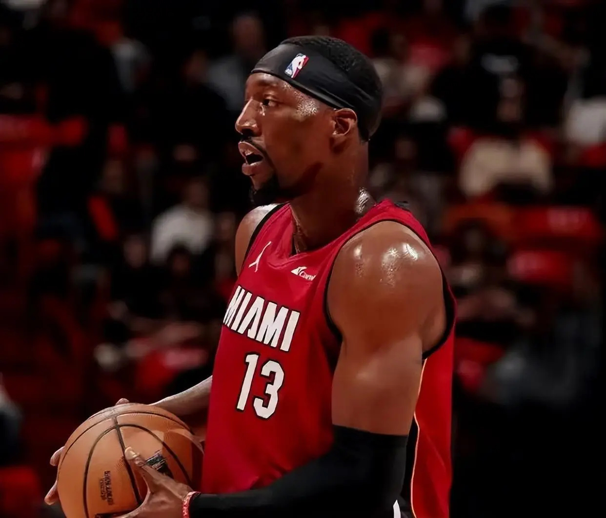 关于76人战胜热火,豪取七连胜的信息 关于76人战胜热火,豪取七连胜的信息