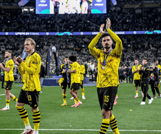 关于德国强队续写胜利传奇，欧冠淘汰赛再战的信息